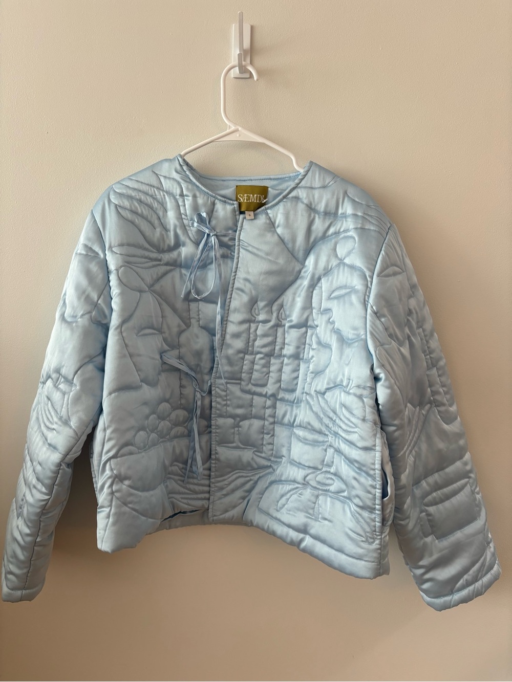 SAEMDI IRIS EMROIDERED SATIN JACKET SIZE SMALL - Picture 6 of 7